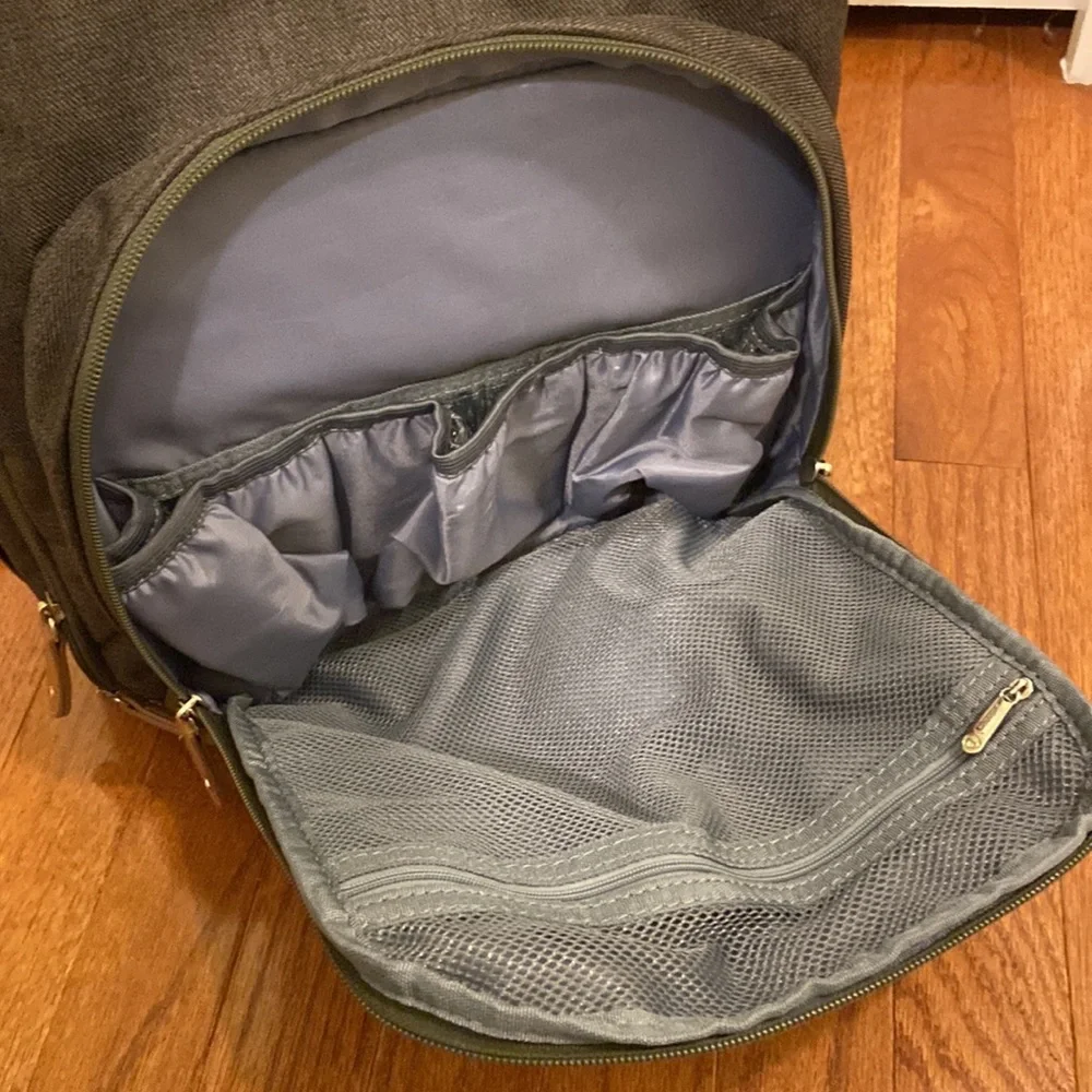 Diaper bag - Picture 5 of 7